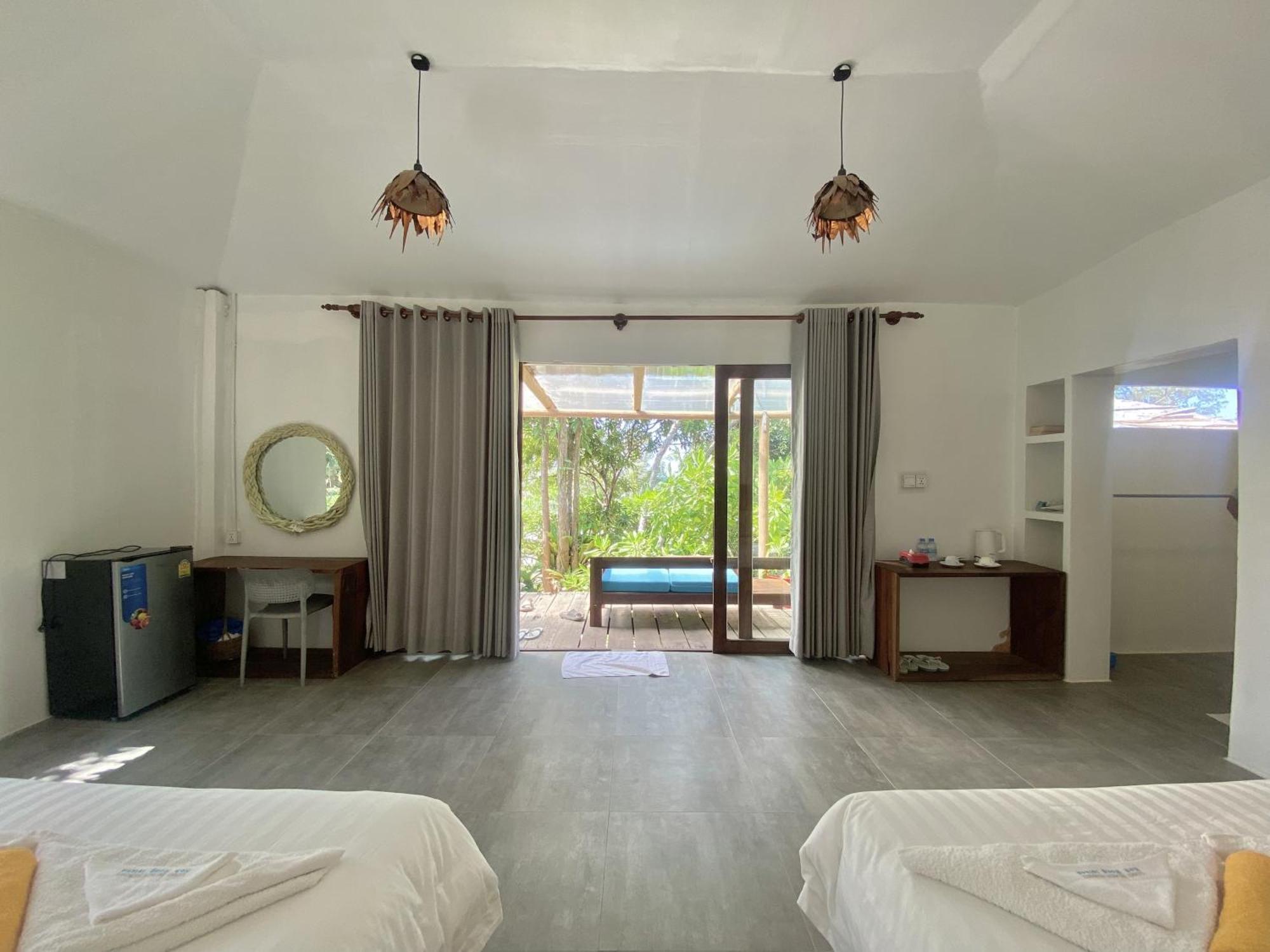 Long Beach Resort Koh Rong Sok San Village Bagian luar foto