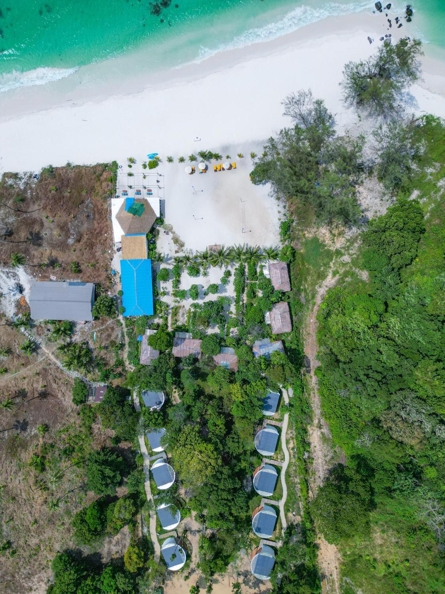 Long Beach Resort Koh Rong Sok San Village Bagian luar foto