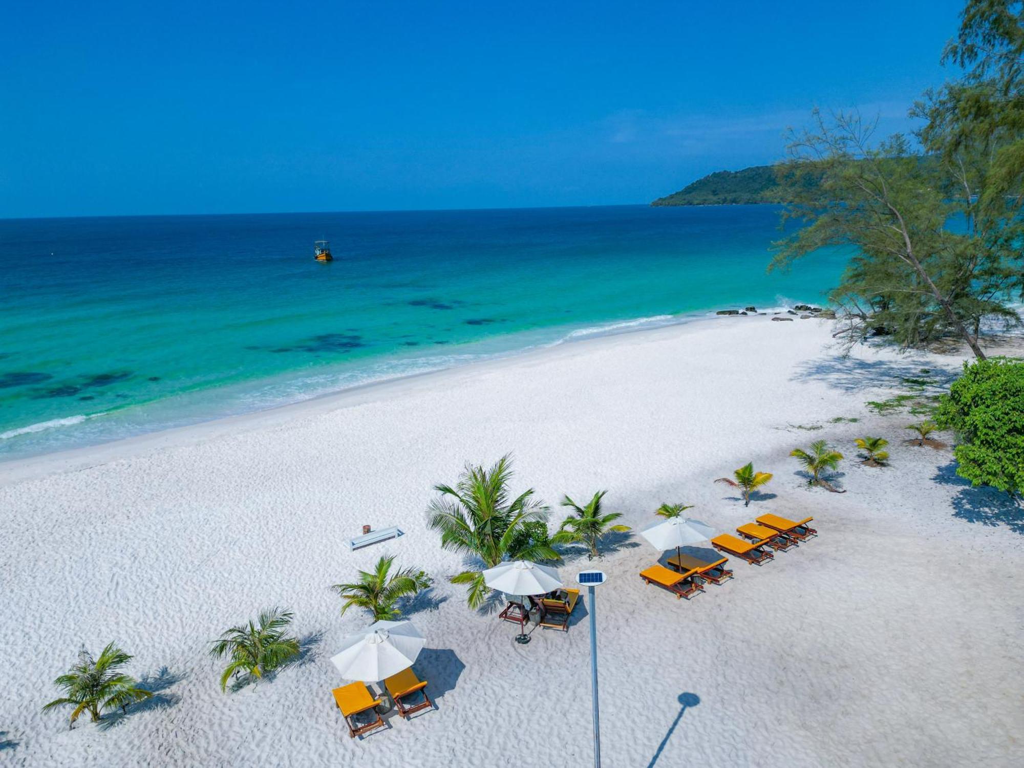 Long Beach Resort Koh Rong Sok San Village Bagian luar foto