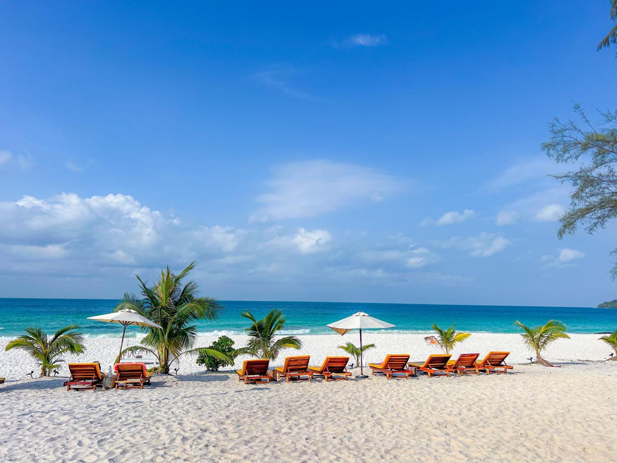 Long Beach Resort Koh Rong Sok San Village Bagian luar foto