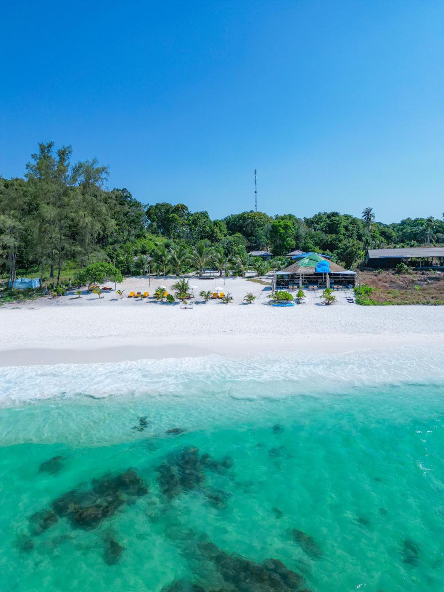 Long Beach Resort Koh Rong Sok San Village Bagian luar foto
