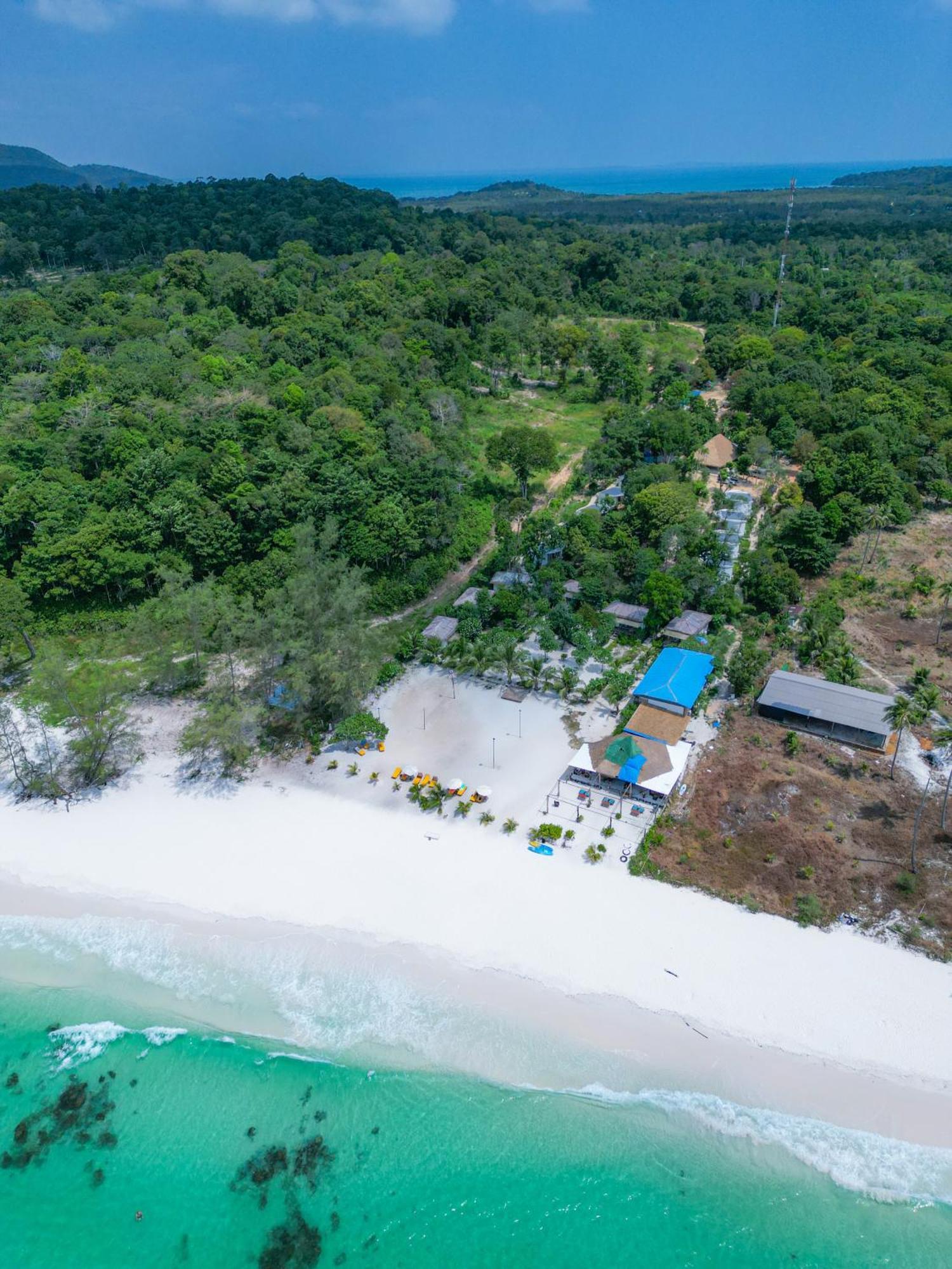 Long Beach Resort Koh Rong Sok San Village Bagian luar foto