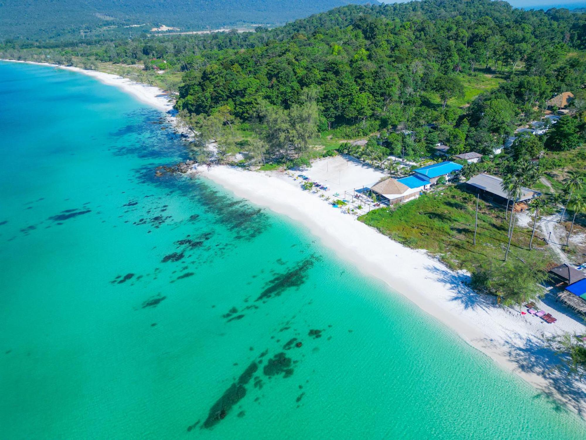 Long Beach Resort Koh Rong Sok San Village Bagian luar foto