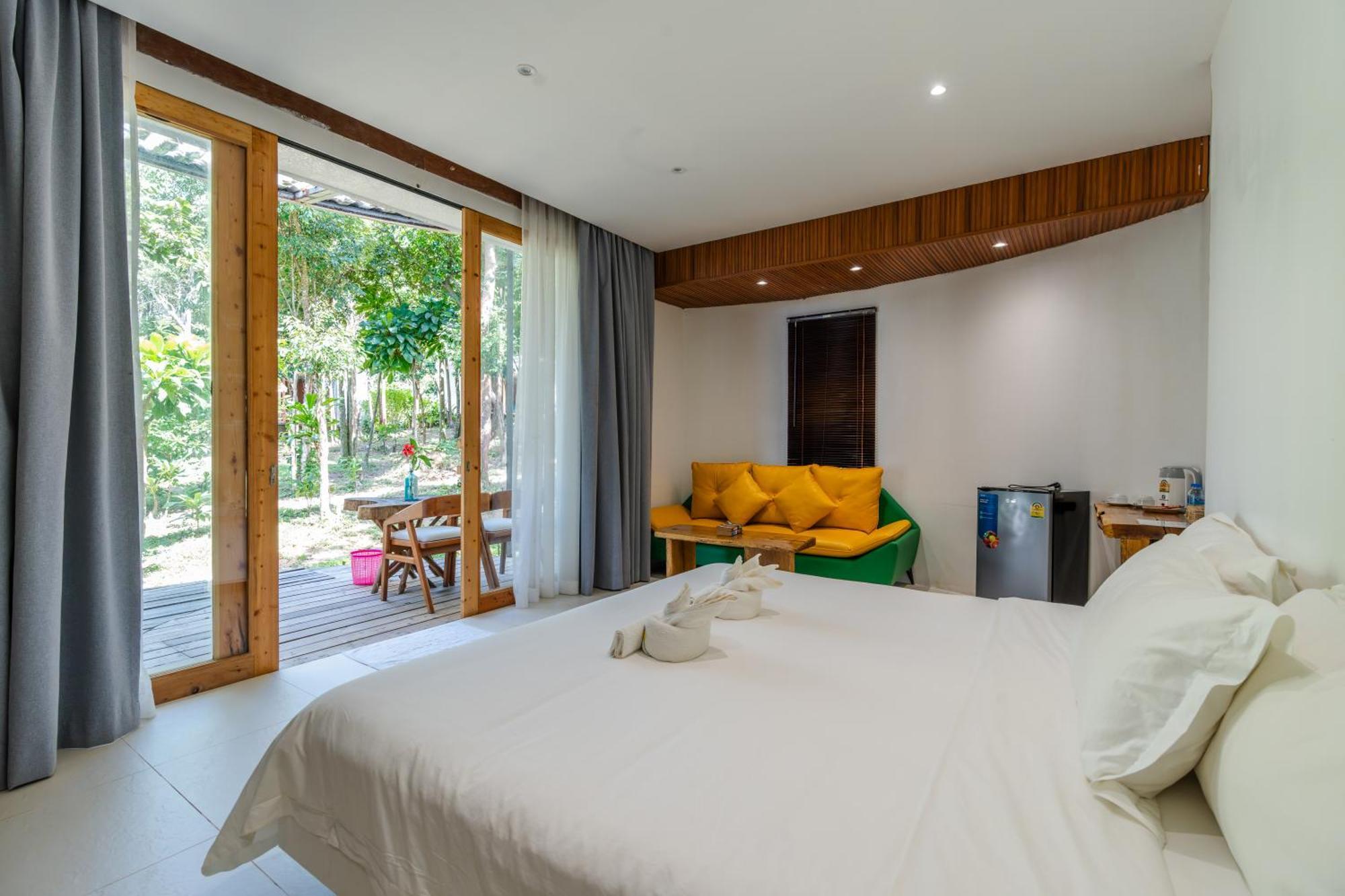 Long Beach Resort Koh Rong Sok San Village Bagian luar foto