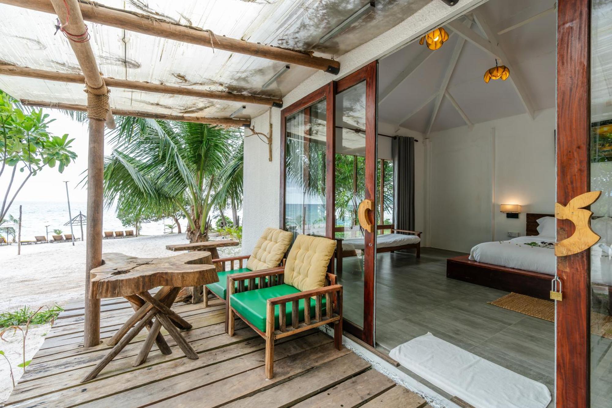 Long Beach Resort Koh Rong Sok San Village Bagian luar foto
